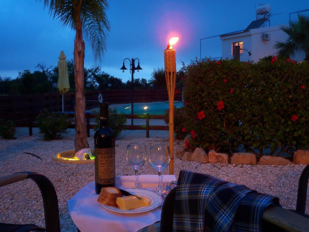 Kavalla Forest Villas Paphos Eksteriør bilde